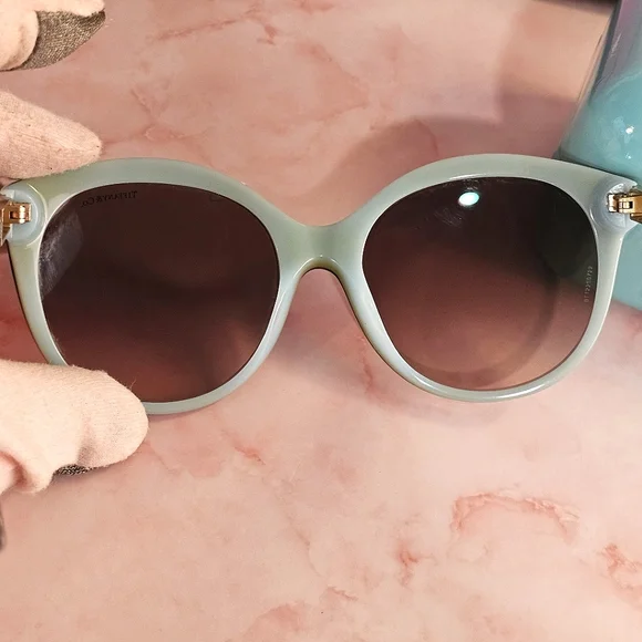 Tiffany & Co. "Return to Love" Sunglasses 56/18-140 Dark Havana 1 (With Case) - Picture 12 of 15